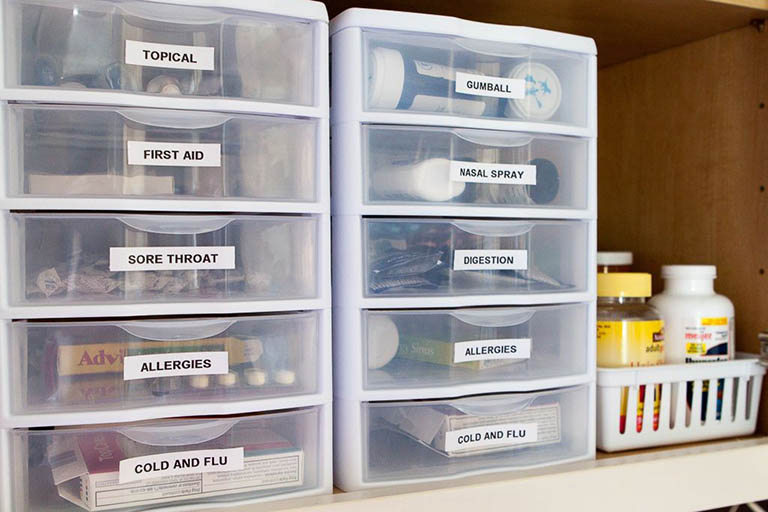 Sắp xếp tủ thuốc tại nhà khoa học có thể giúp bạn không bị lúng túng mỗi khi cần dùng thuốc