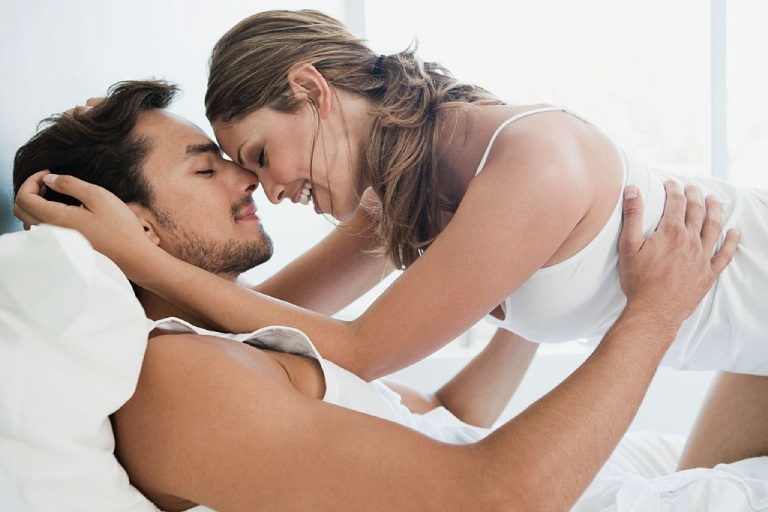 Thay đổi tư thế quan hệ tình dục giúp các cặp đôi làm mới mẻ đời sống tình dục