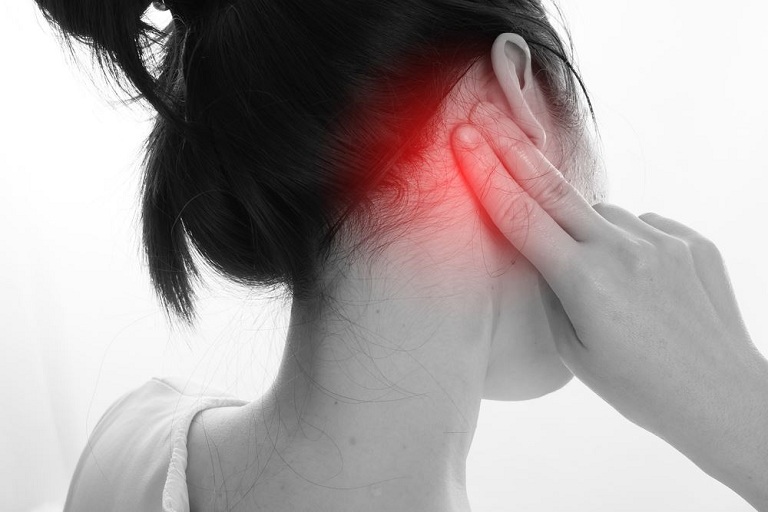 Đau sau tai là một triệu chứng cảnh báo nhiều bệnh lý nguy hiểm