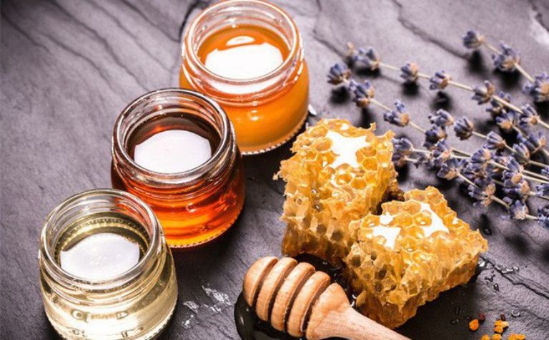 Bài thuốc chữa ho đơn giản từ mật ong