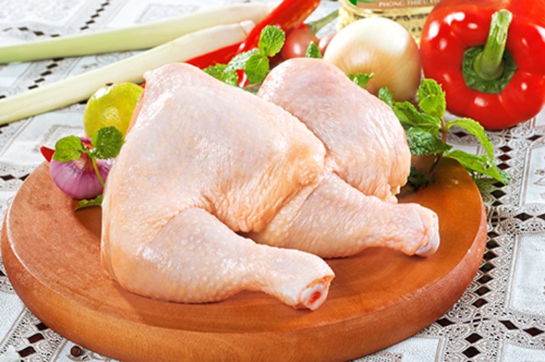 Thịt gà chứa rất nhiều dưỡng chất tốt đối với sức khỏe và dạ dày