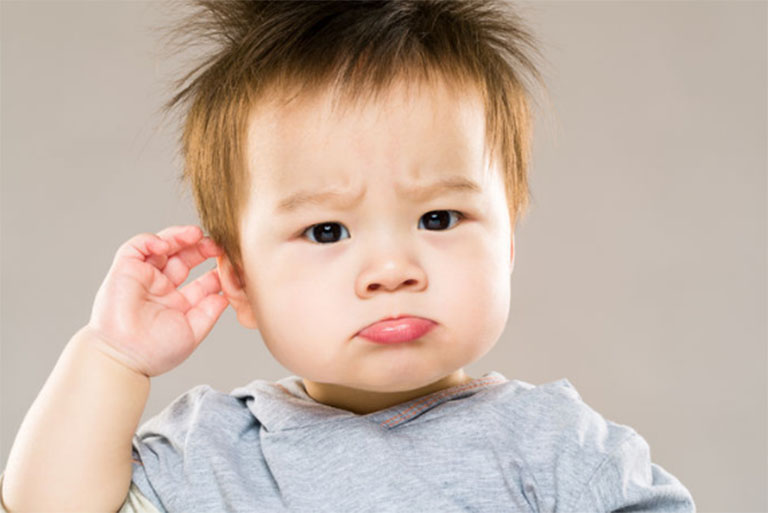 Trẻ nhỏ là đối tượng dễ mắc viêm tai giữa có mủ hơn người lớn